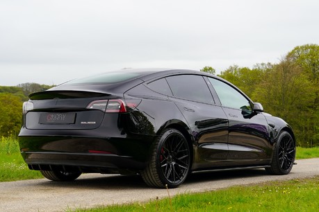 Tesla Model 3 PERFORMANCE AWD