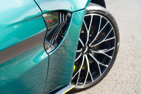 Aston Martin Vantage F1 EDITION V8 6