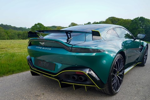 Aston Martin Vantage F1 EDITION V8 22