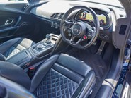 Audi R8 V10 PLUS COUPE 8