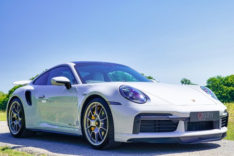 Porsche 911 TURBO S PDK 2