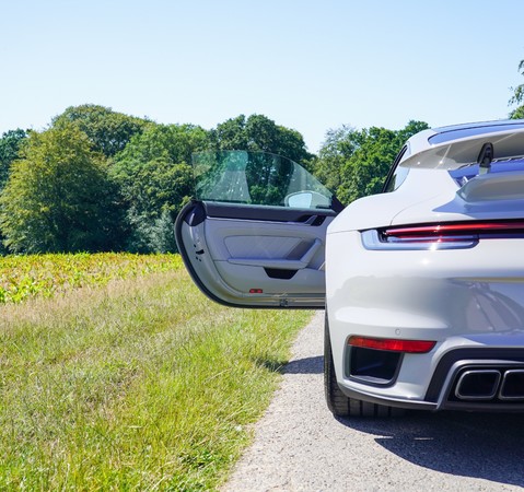 Porsche 911 TURBO S PDK 1