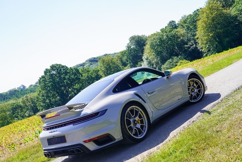 Porsche 911 TURBO S PDK 20