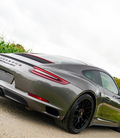 Porsche 911 CARRERA GTS PDK 1