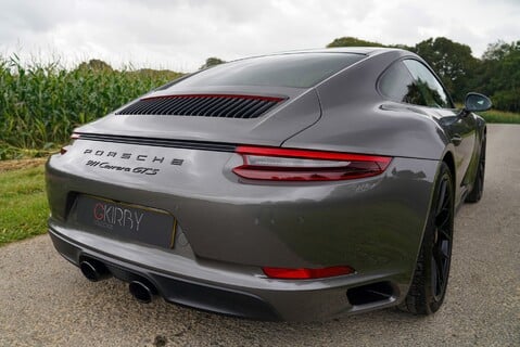 Porsche 911 CARRERA GTS PDK 21