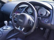 Audi R8 V8 MANUAL 11