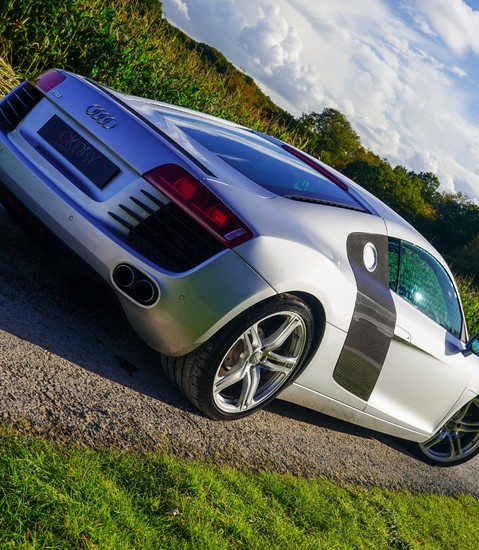 Audi R8 V8 MANUAL 1
