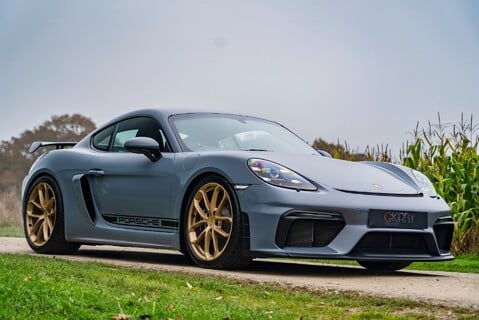 Porsche 718 CAYMAN GT4 PDK 2