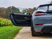 Porsche 718 CAYMAN GT4 PDK 7