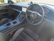 Porsche Taycan TURBO 93KWH 9