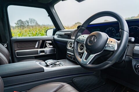 Mercedes-Benz G Class G400D PREMIUM PLUS - G-MANUFAKTUR 9