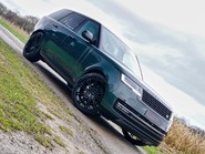 Land Rover Range Rover D300 SE 19