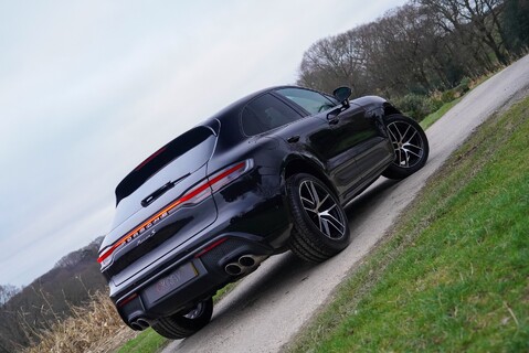 Porsche Macan S PDK 20