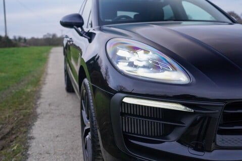 Porsche Macan S PDK 21