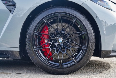 BMW M3 COMPETITION M XDRIVE TOURING 5