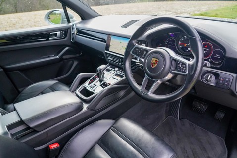 Porsche Cayenne V6 TIPTRONIC 10