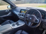 BMW X5 M50D 9