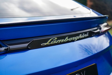 Lamborghini Urus V8 28