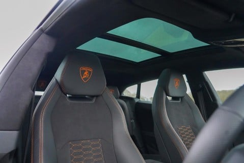 Lamborghini Urus S 10