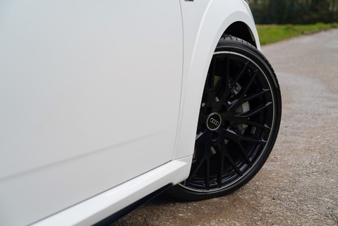 Audi TT TFSI BLACK EDITION 5