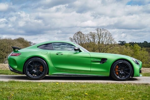 Mercedes-Benz AMG GT R PREMIUM 3