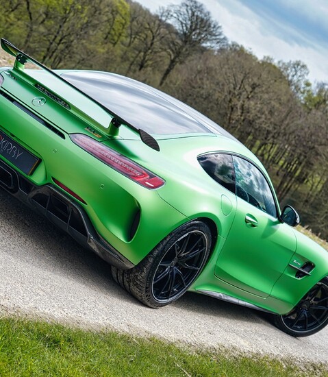 Mercedes-Benz AMG GT R PREMIUM 1