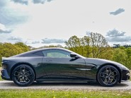 Aston Martin Vantage V8 3