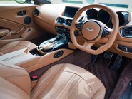 Aston Martin Vantage V8 9
