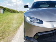 Aston Martin Vantage V8 17