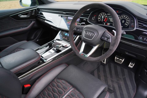 Audi RS Q8 VORSPRUNG 9