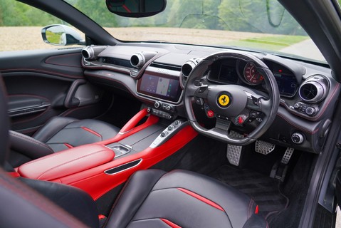 Ferrari GTC4 Lusso T V8 9