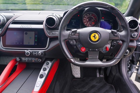 Ferrari GTC4 Lusso V8 11