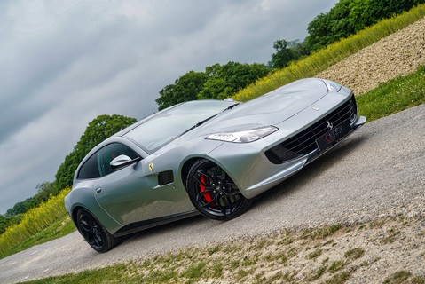 Ferrari GTC4 Lusso V8 19