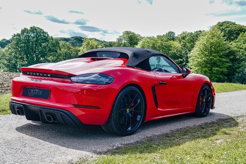 Porsche 718 SPYDER 7