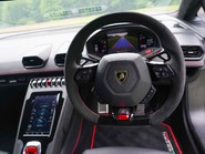 Lamborghini Huracan LP 640-4 EVO 11