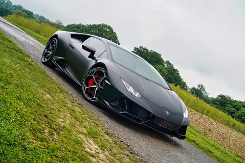 Lamborghini Huracan LP 640-4 EVO 19