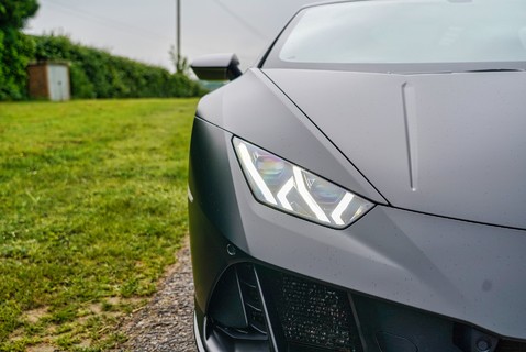 Lamborghini Huracan LP 640-4 EVO 22