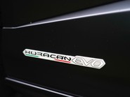 Lamborghini Huracan LP 640-4 EVO 26