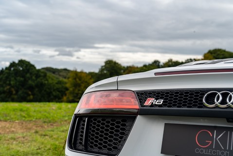 Audi R8 SPYDER V10 QUATTRO 24