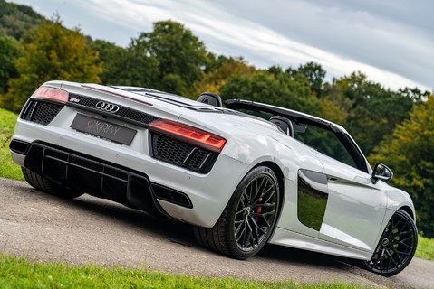 Audi R8 SPYDER V10 QUATTRO 20