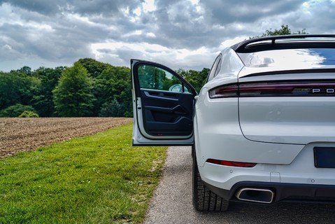 Porsche Cayenne COUPE V6 E-HYBRID 7