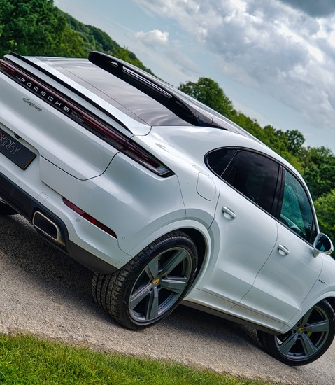 Porsche Cayenne COUPE V6 E-HYBRID 1