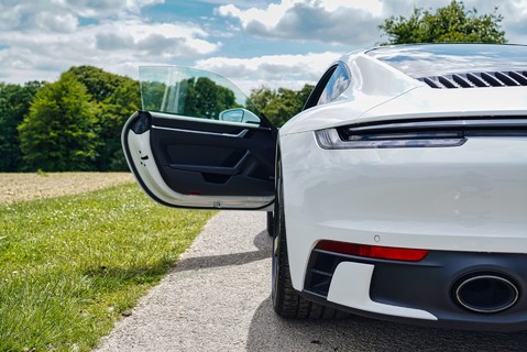 Porsche 911 CARRERA 4S 7