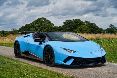 Lamborghini Huracan LP 640-4 PERFORMANTE SPYDER 2