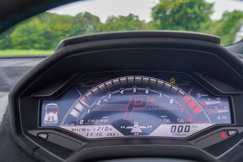 Lamborghini Huracan LP 640-4 PERFORMANTE SPYDER 13