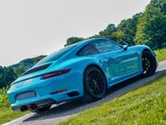 Porsche 911 CARRERA GTS 20