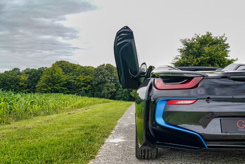 BMW I8 Roadster 18