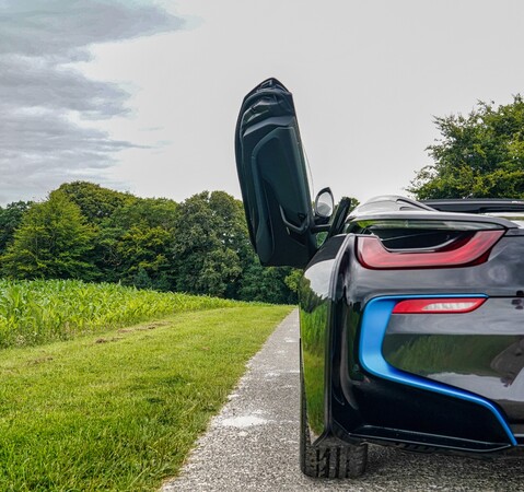 BMW I8 Roadster 1