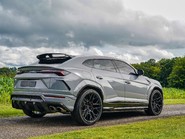 Lamborghini Urus Full Urban 4