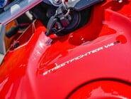 Ducati Streetfighter V4S 25